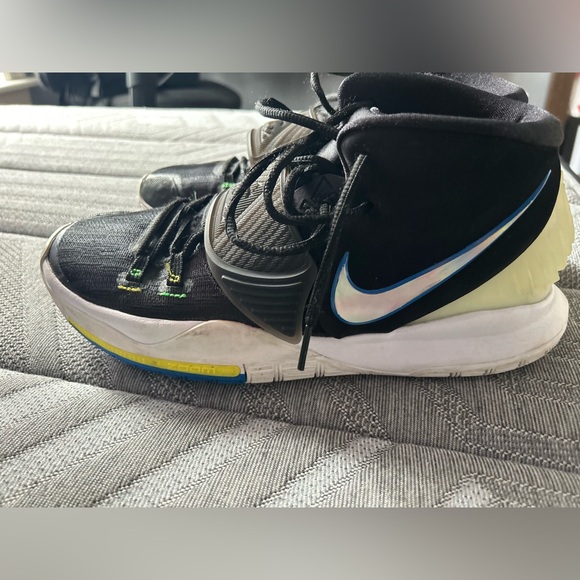 Kyrie 6 Shutter Shades Basketball Sneakers size 10.5 - Picture 3 of 4